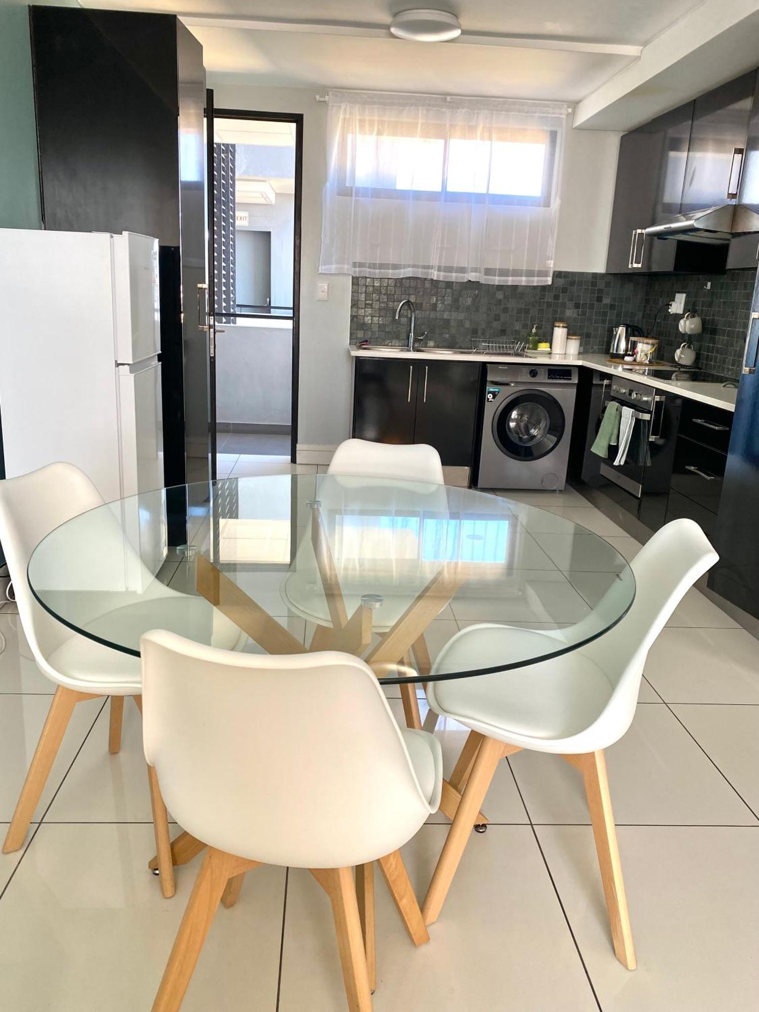 C&J City Centre Airbnb Apartment Windhoek Exterior foto